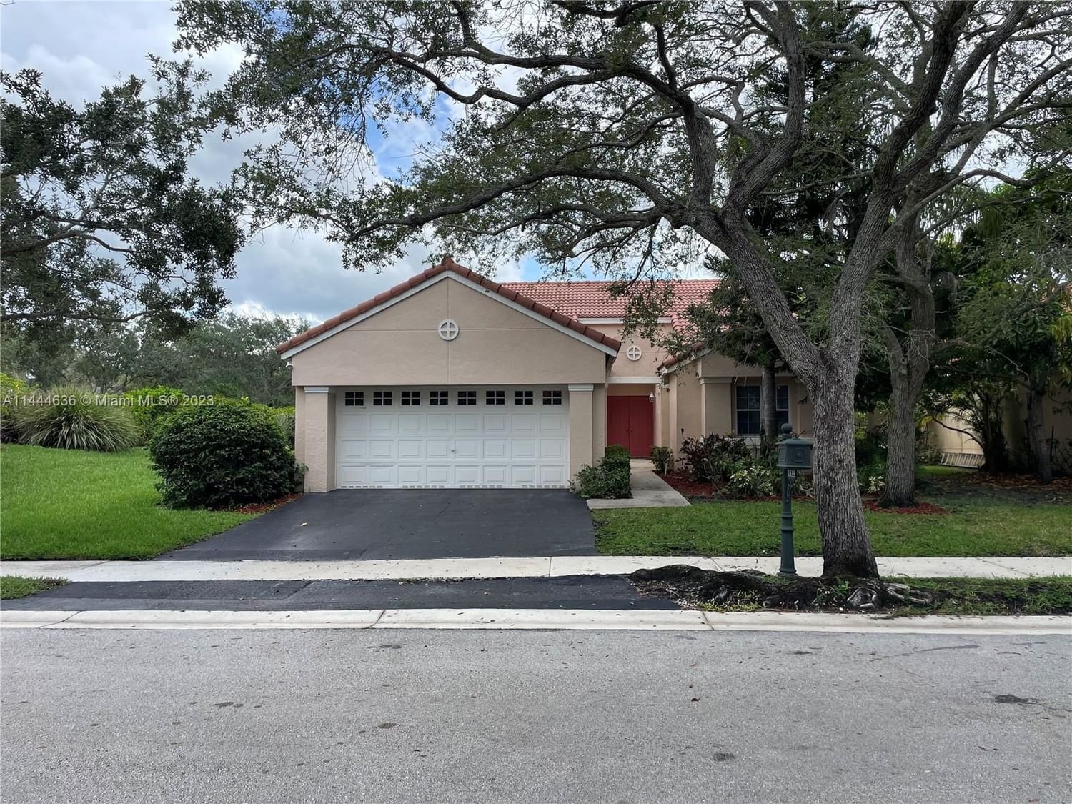 Real estate property located at 1535 Seabay Rd, Broward County, SECTOR 6, Weston, FL
