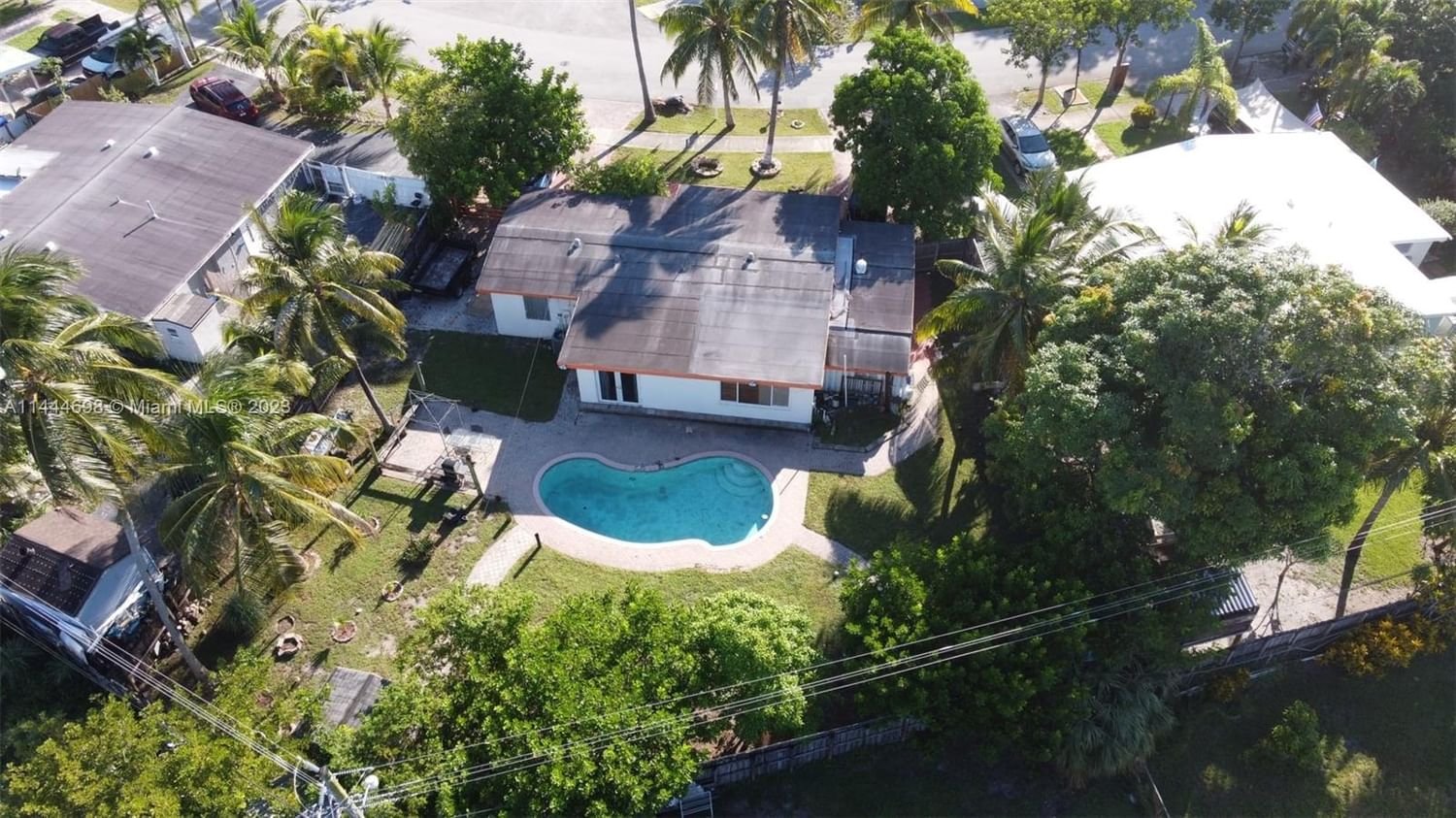 Real estate property located at 4750 17th Ave, Broward County, Pompano Beach, FL