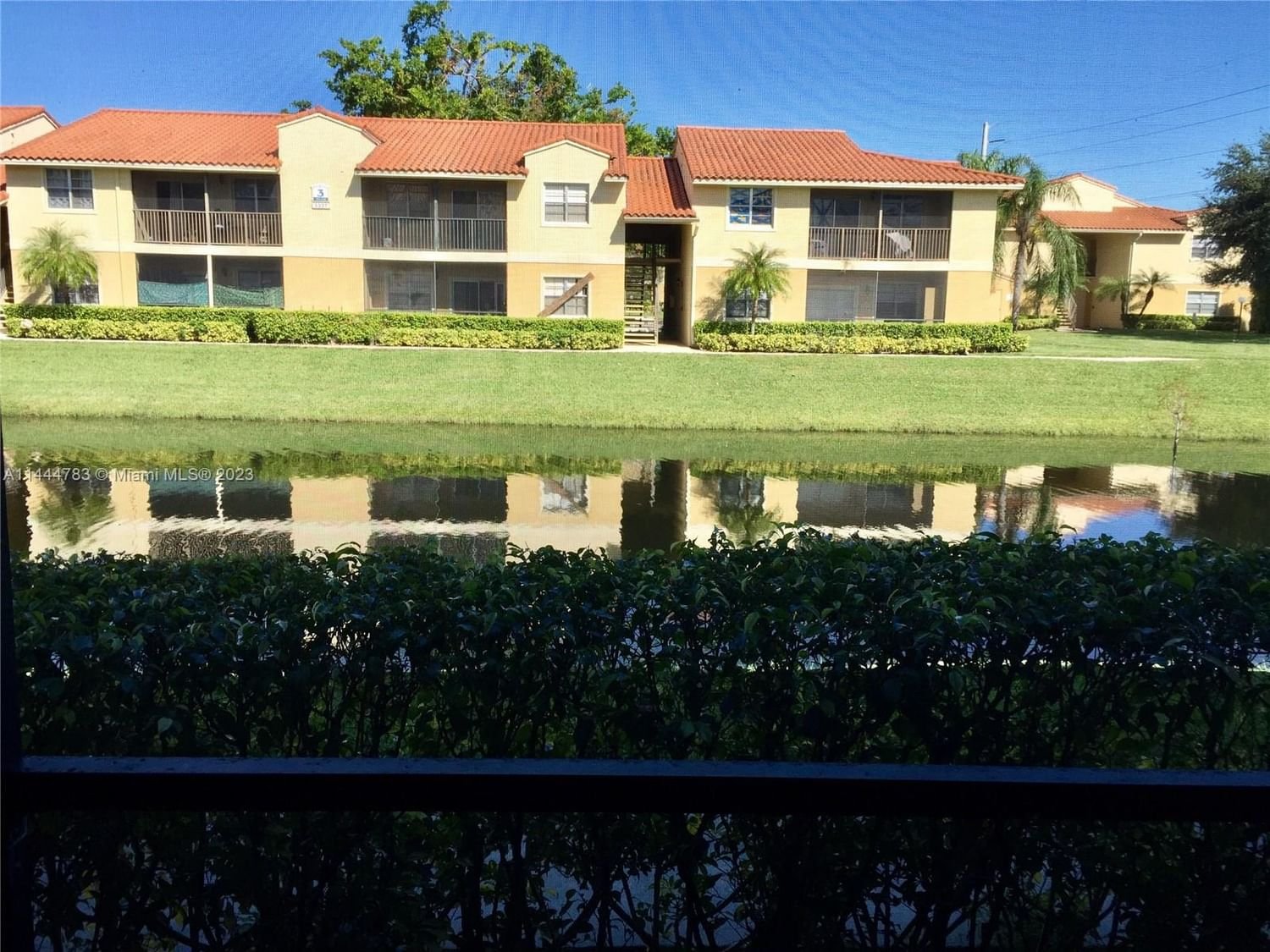 Real estate property located at 1285 46th Ave #2707, Broward County, Pompano Beach, FL