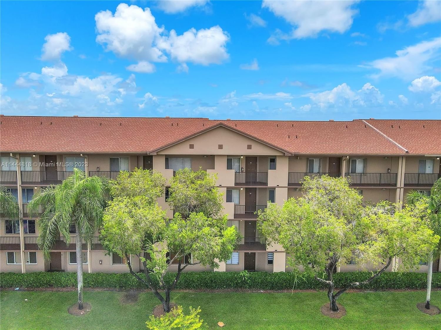 Real estate property located at 13800 14th St #305C, Broward County, Pembroke Pines, FL