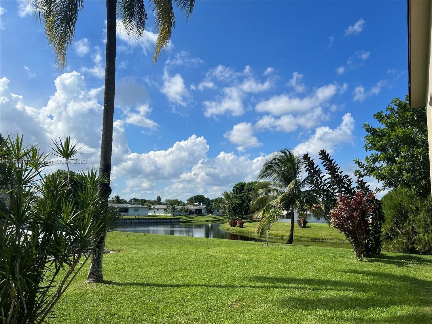 Real estate property located at 7305 5th Pl #203, Broward County, ORIOLE GARDENS 14 CONDO, Margate, FL