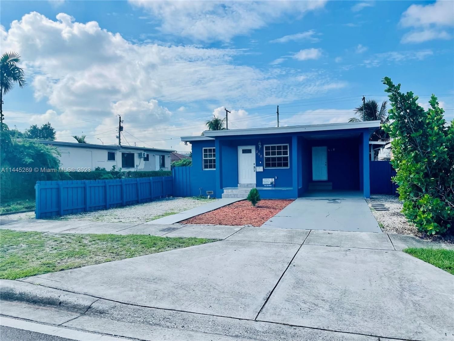 Real estate property located at 250 14th St, Miami-Dade County, HIALEAH 2ND STUDIO ADDN, Hialeah, FL