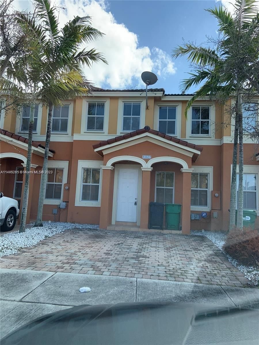Real estate property located at 10824 240th Ln, Miami-Dade County, Homestead, FL
