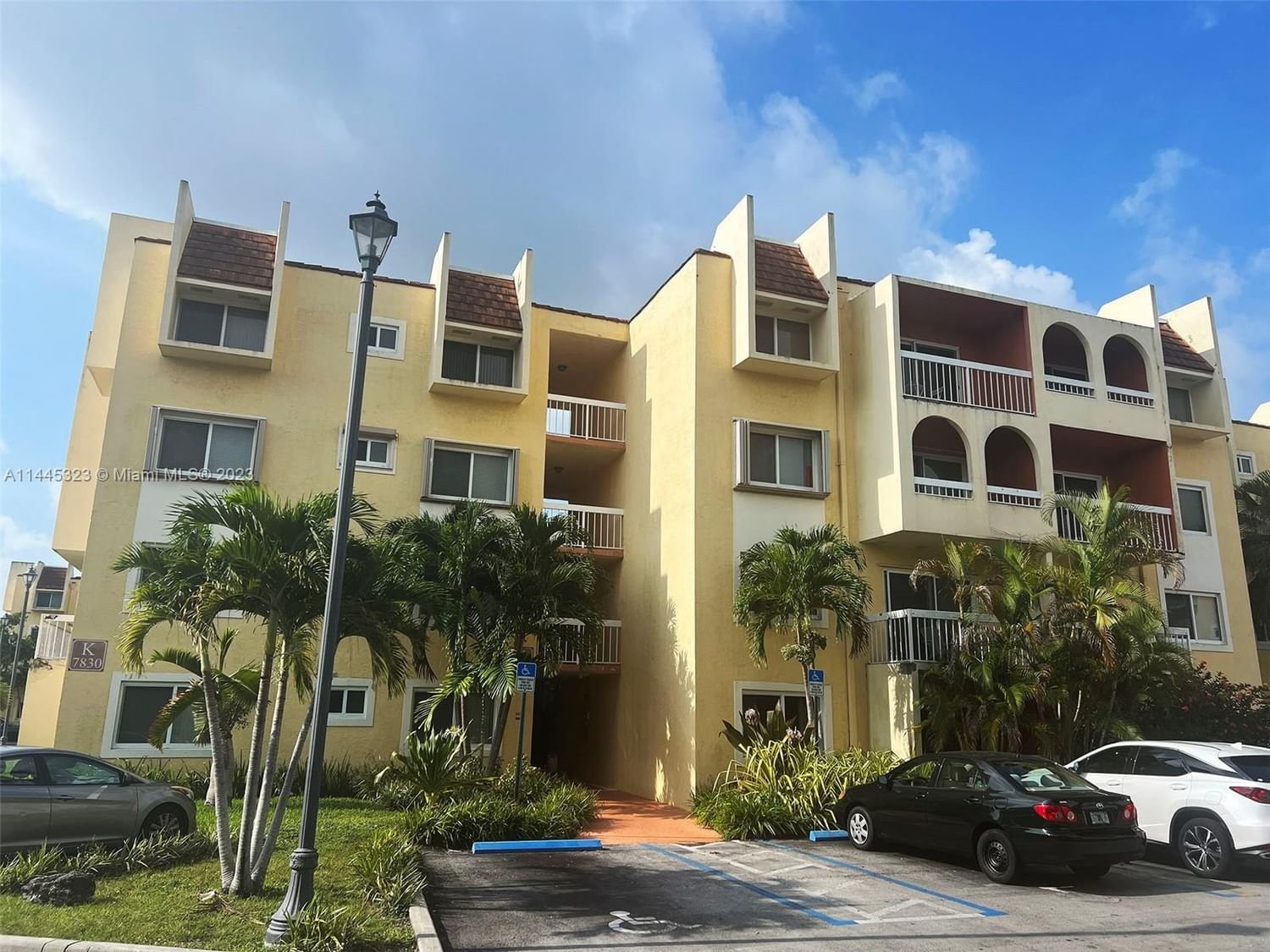 Real estate property located at 7830 Camino Real K306, Miami-Dade County, Miami, FL