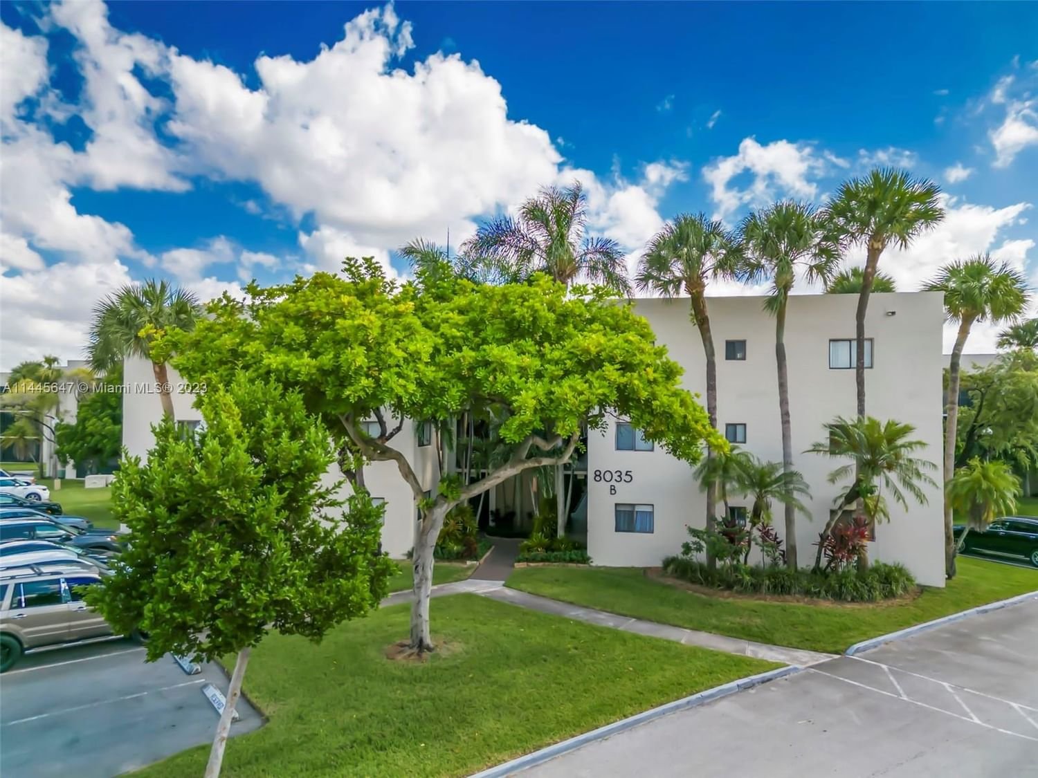 Real estate property located at 8035 107th Ave #302, Miami-Dade County, Miami, FL