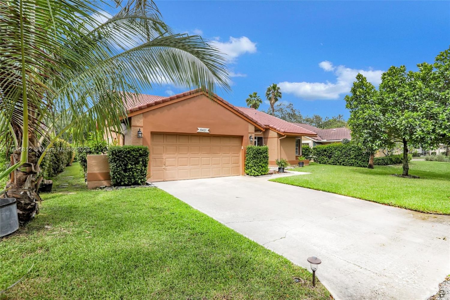 Real estate property located at 10421 9th Pl, Broward County, Coral Springs, FL