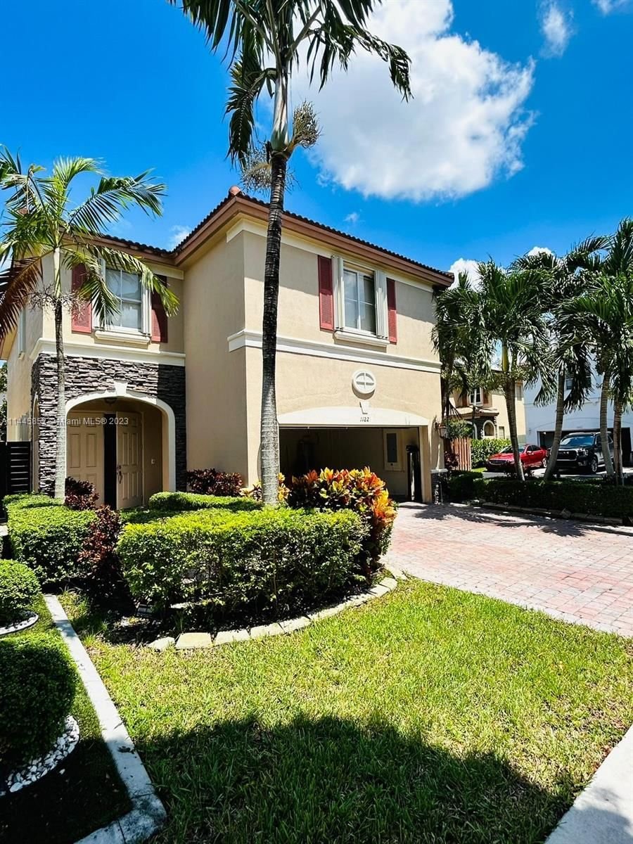Real estate property located at 11223 44th Ter, Miami-Dade County, BALMORAL SUB PHASE III, Doral, FL