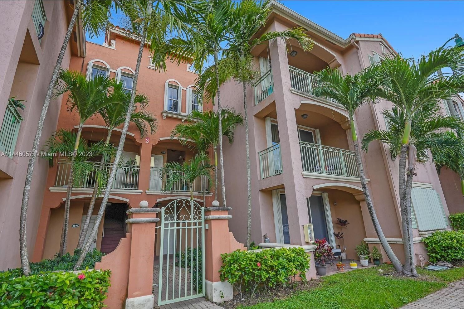 Real estate property located at 6520 114th Ave #1626, Miami-Dade County, THE COURTS AT DORAL ISLES, Doral, FL