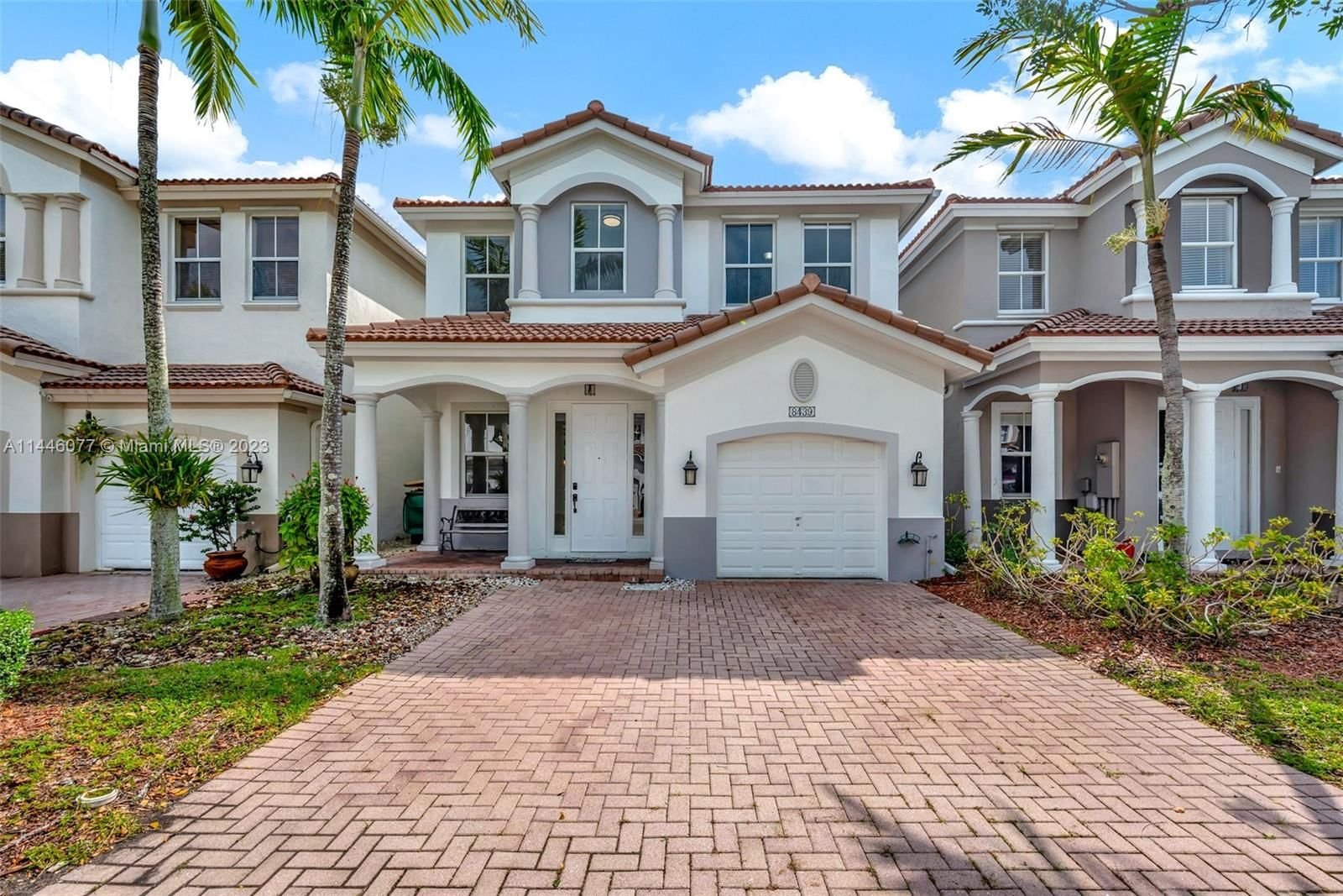 Real estate property located at 8439 108th Pl, Miami-Dade County, ISLANDS AT DORAL, Doral, FL