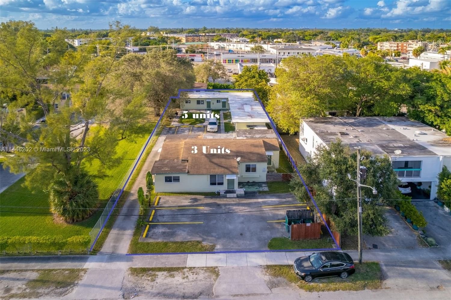 Real estate property located at 12240 5th Ave, Miami-Dade County, BISCAYNE PARK ESTATES, North Miami, FL