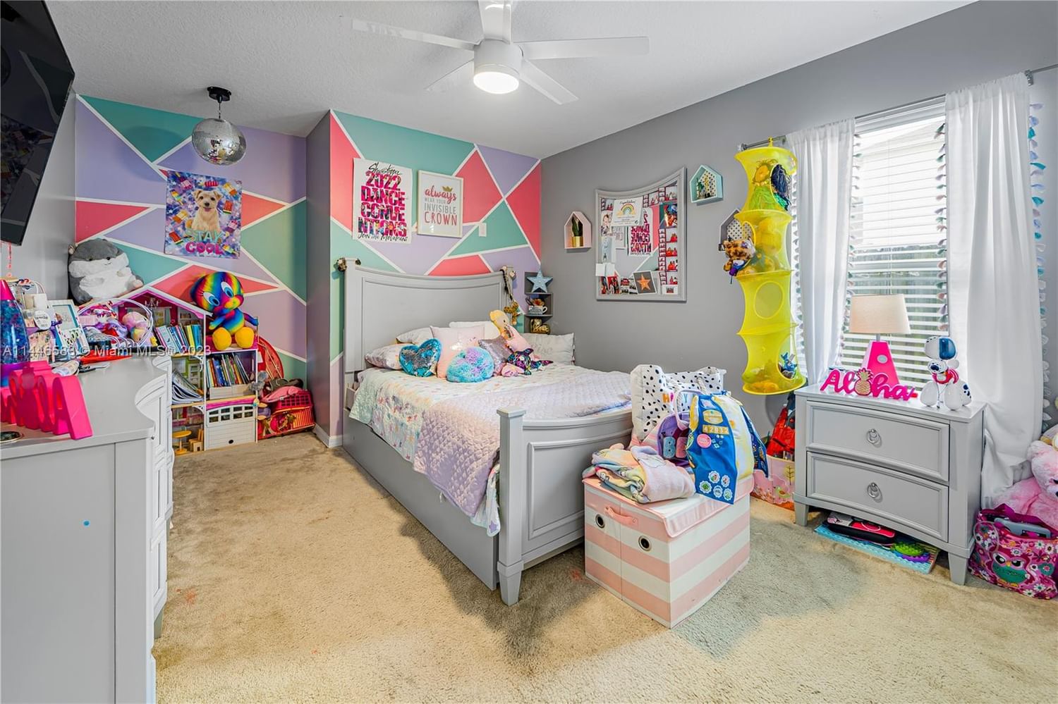 Real estate property located at 1016 Mccomkle Ave, St Lucie County, Port St. Lucie, FL