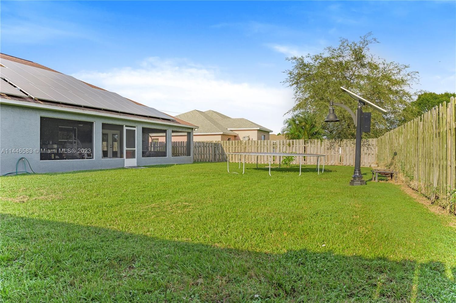 Real estate property located at 1016 Mccomkle Ave, St Lucie County, Port St. Lucie, FL