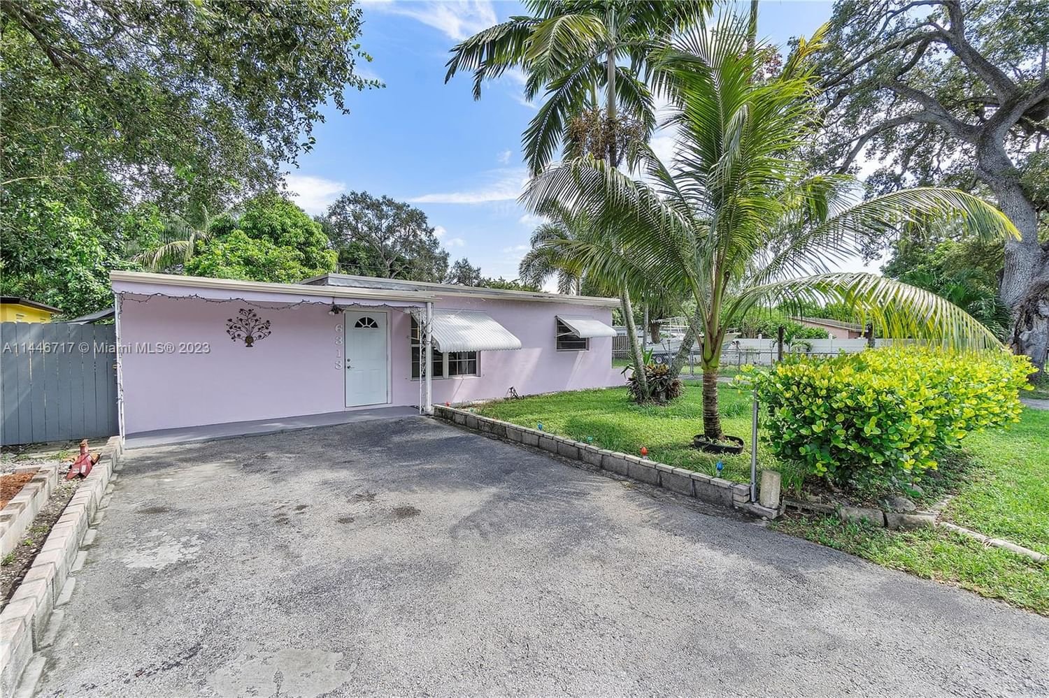 Real estate property located at 6313 Cleveland St, Broward County, Hollywood, FL