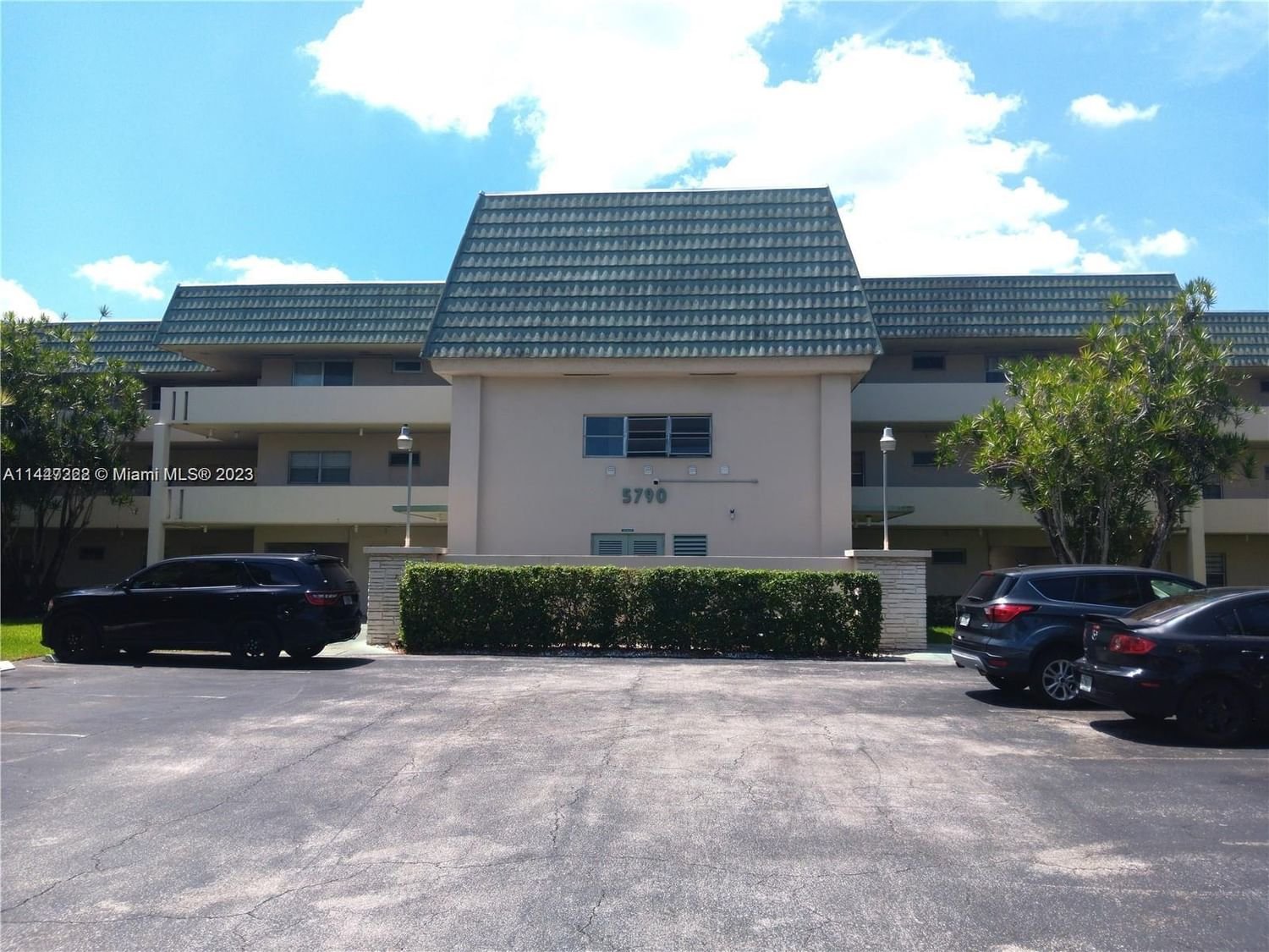 Real estate property located at 5790 Stirling Rd #205, Broward County, Hollywood, FL