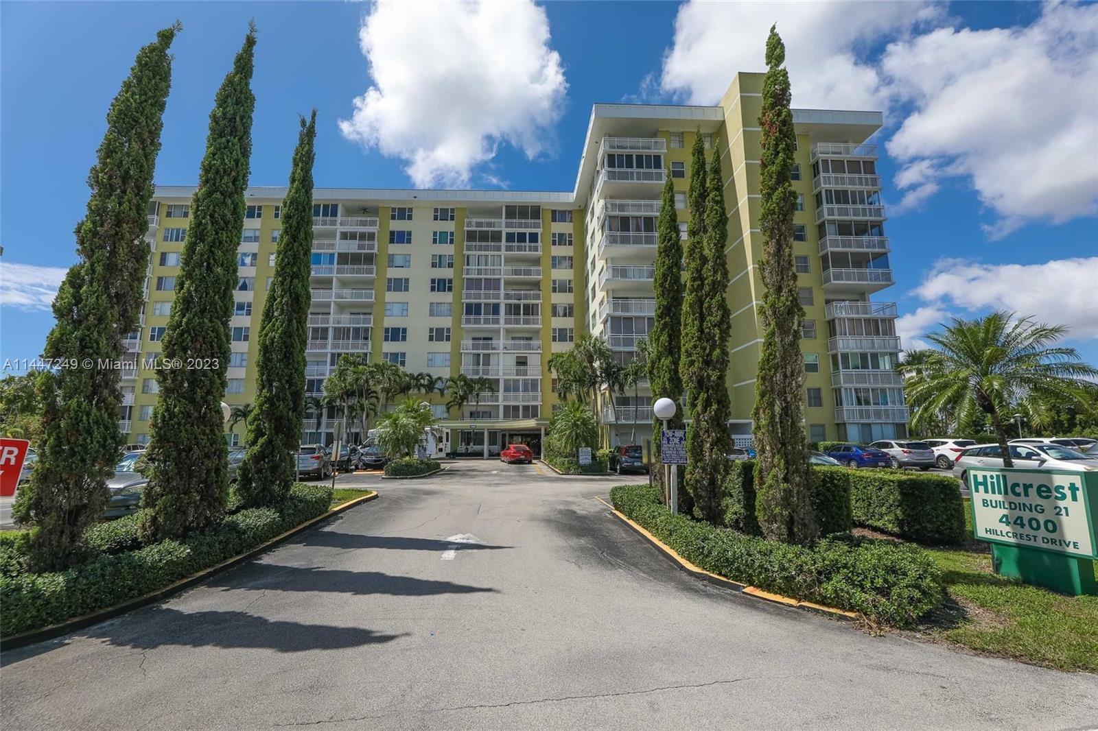 Real estate property located at 4400 Hillcrest Dr #301B, Broward County, HILLCREST NO 21 CONDO, Hollywood, FL