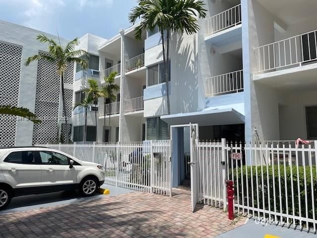 Real estate property located at , Miami-Dade County, 641 ESPANOLA WAY INC COND, Miami Beach, FL