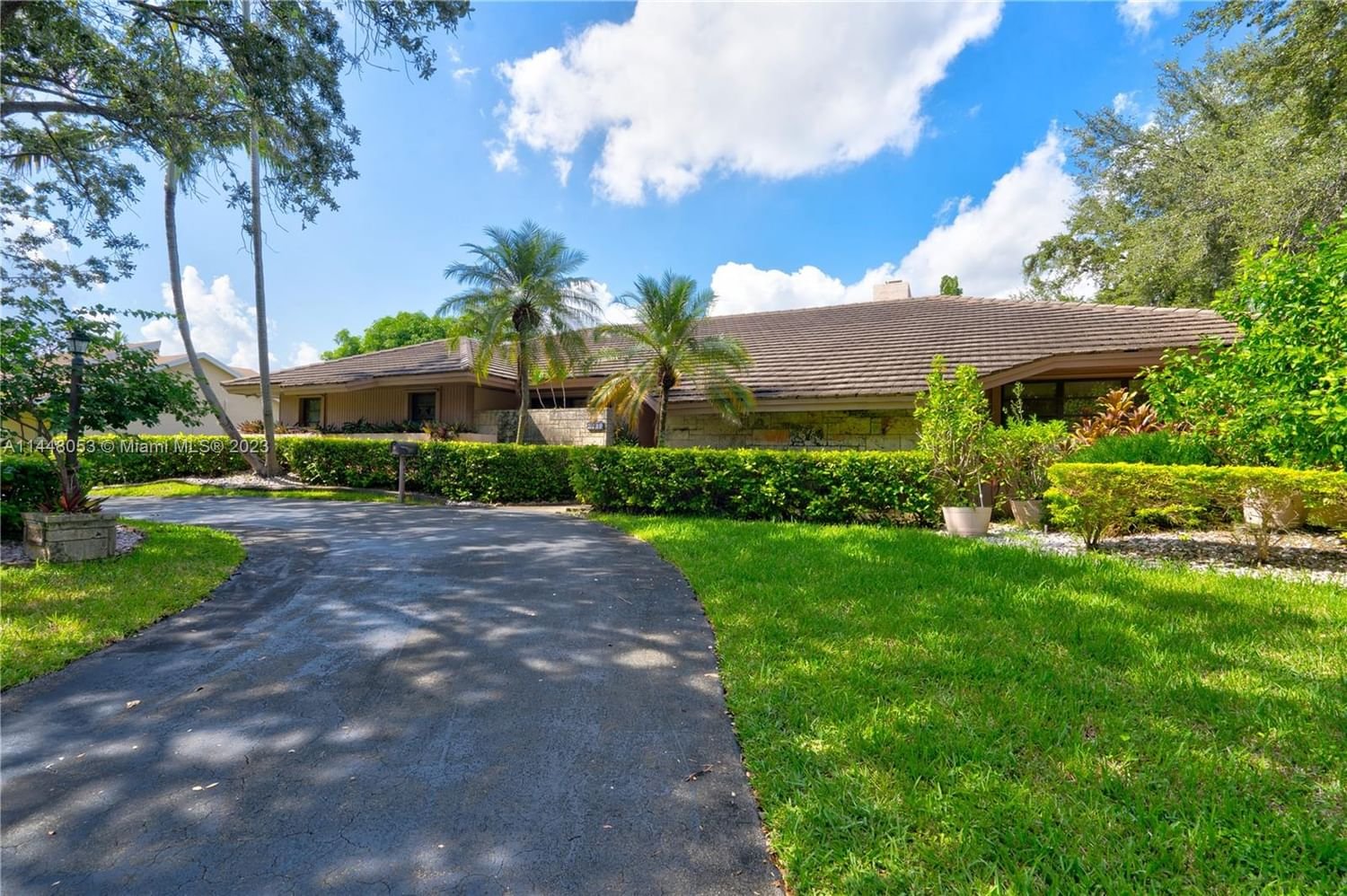 Real estate property located at 7865 183rd Ter, Miami-Dade County, Palmetto Bay, FL