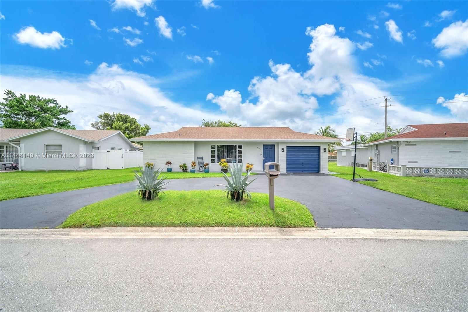 Real estate property located at 8100 91st Ave, Broward County, WESTWOOD COMMUNITY 5, Tamarac, FL