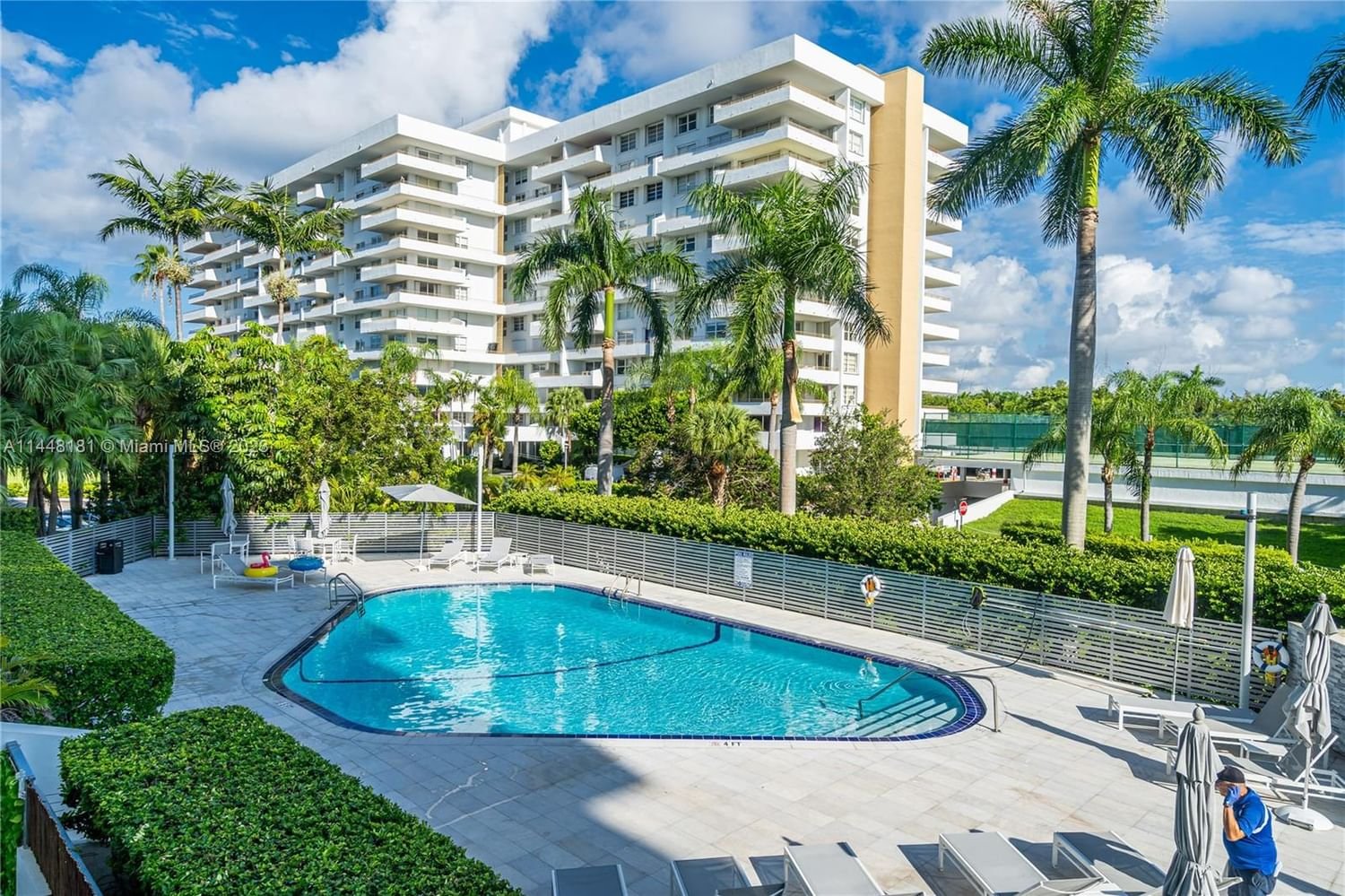 Real estate property located at 199 Ocean Lane Dr #212, Miami-Dade County, COMMODORE CLUB SOUTH COND, Key Biscayne, FL