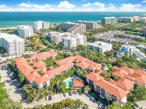 Real estate property located at 55 Ocean Lane Dr #3034, Miami-Dade County, OCEAN VILLAGE CONDO, Key Biscayne, FL