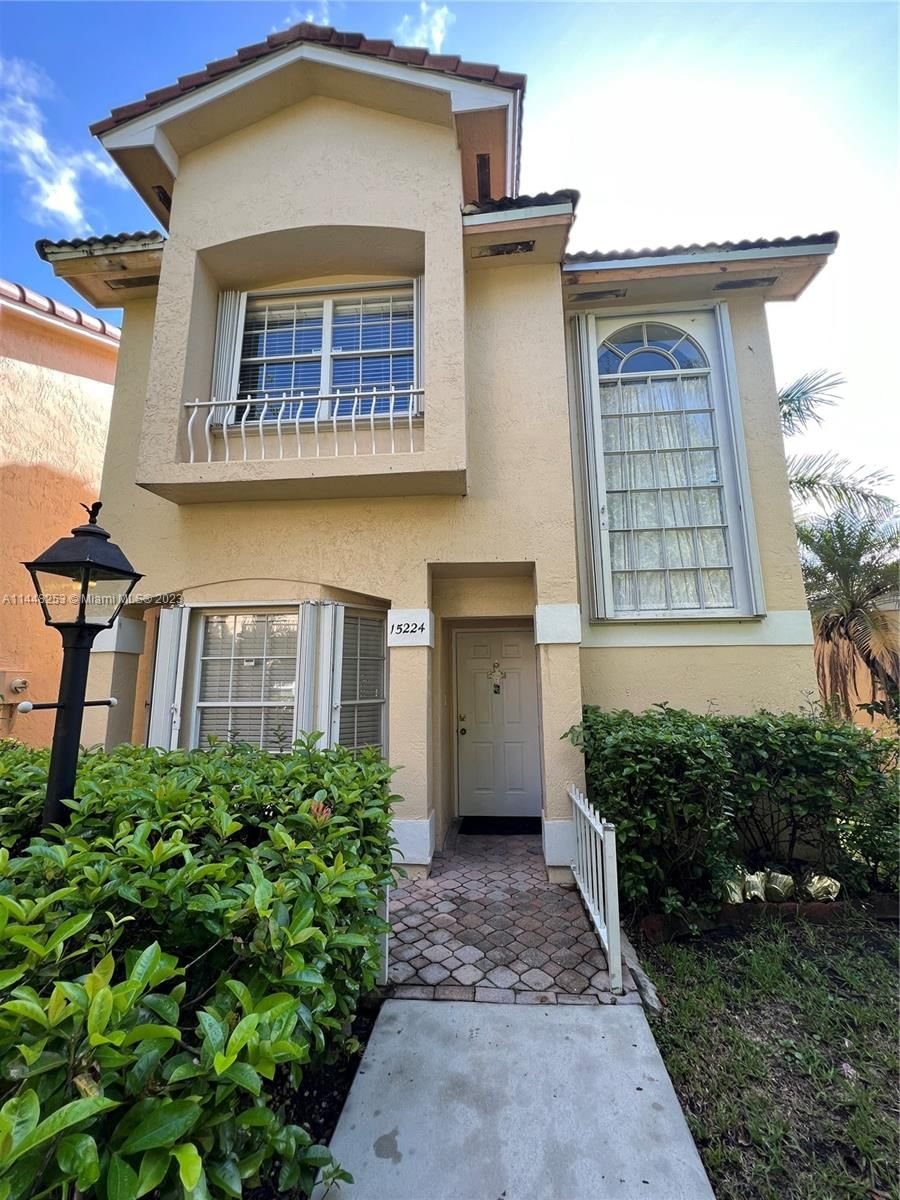 Real estate property located at 15224 111th St, Miami-Dade County, Miami, FL