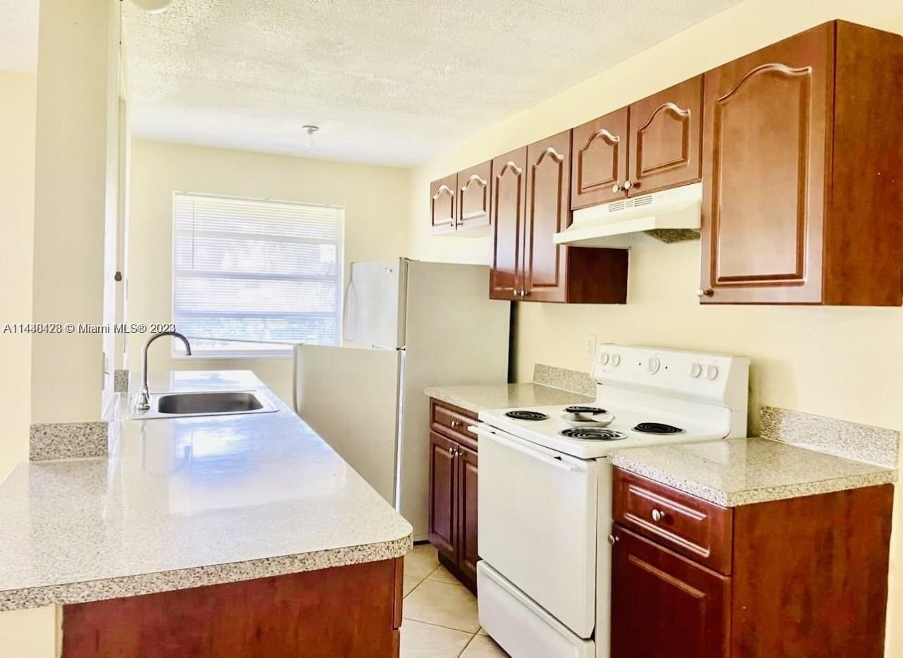 Real estate property located at 1100 1st Ct #110, Broward County, Hallandale Beach, FL