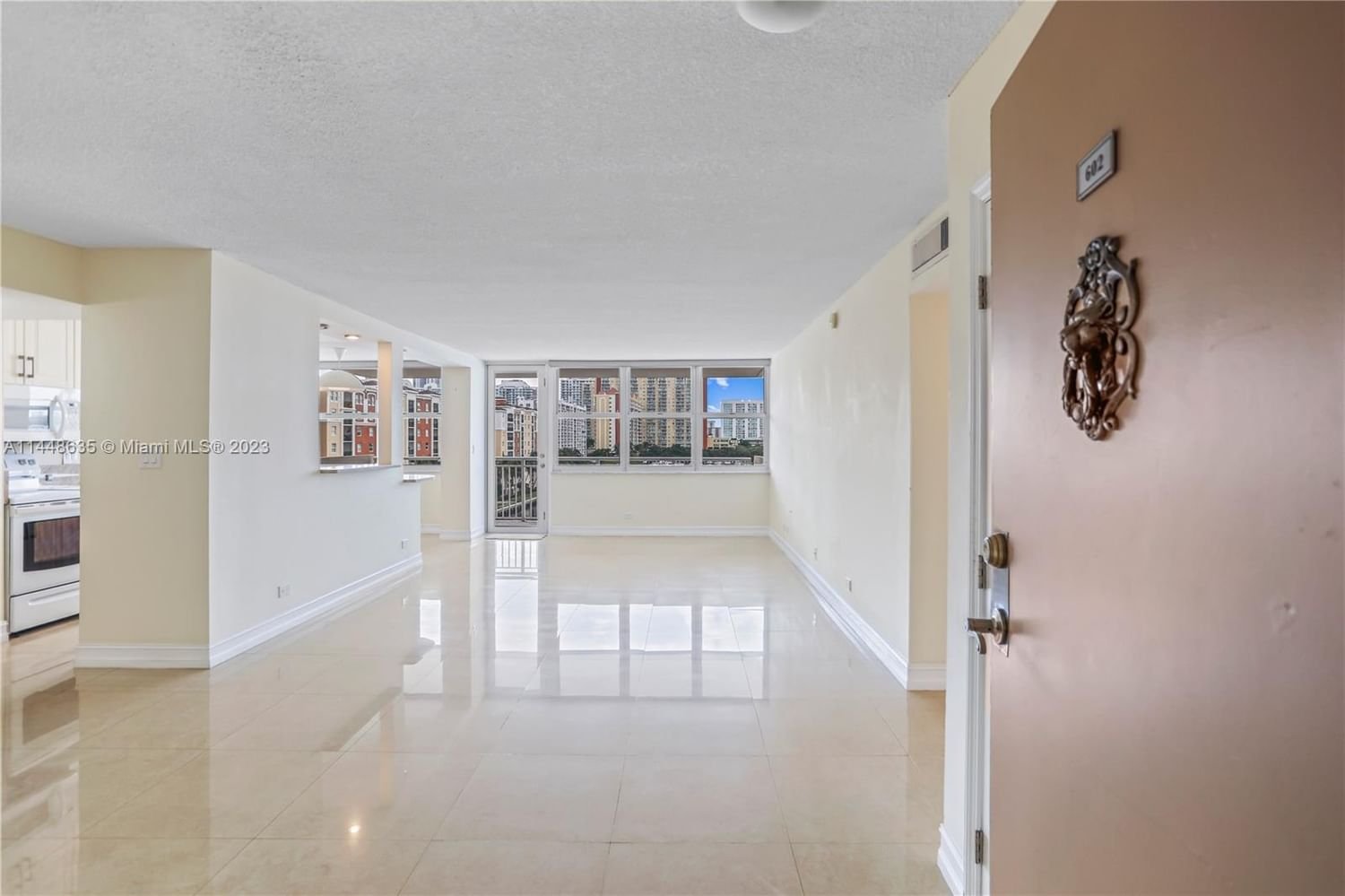 Real estate property located at 250 174th St #602, Miami-Dade County, WINSTON TOWERS 100 CONDO, Sunny Isles Beach, FL