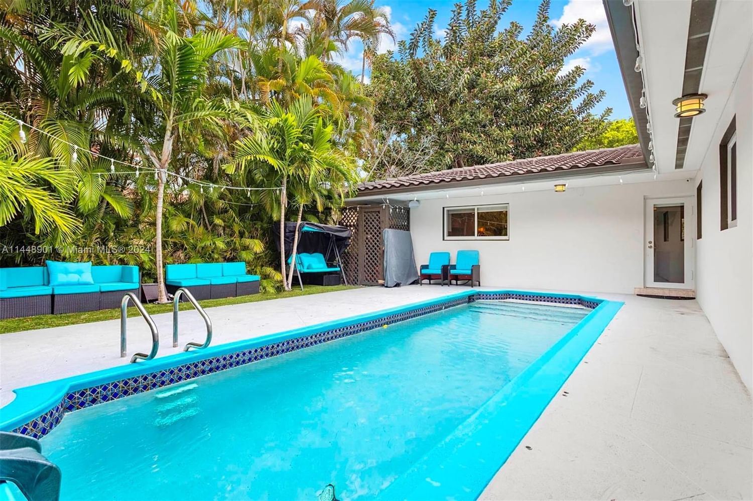 Real estate property located at 60 Sevilla Ave, Miami-Dade County, Coral Gables, FL