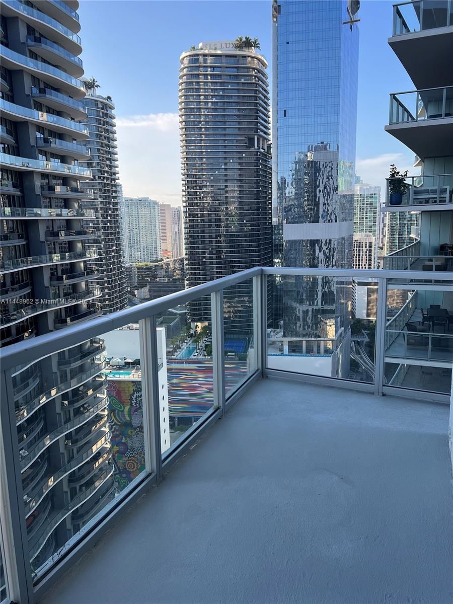 Real estate property located at 1050 Brickell Ave #3320, Miami-Dade County, Miami, FL