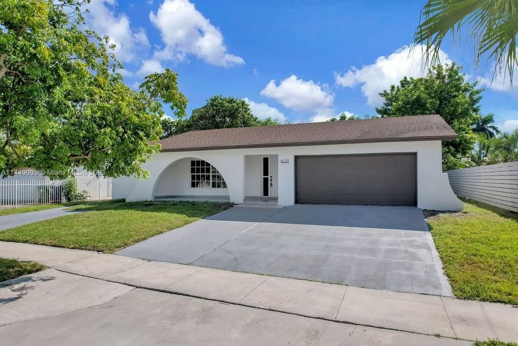 Real estate property located at 16331 109th Ave, Miami-Dade County, EL ALAMO SUBDIVISION, Miami, FL