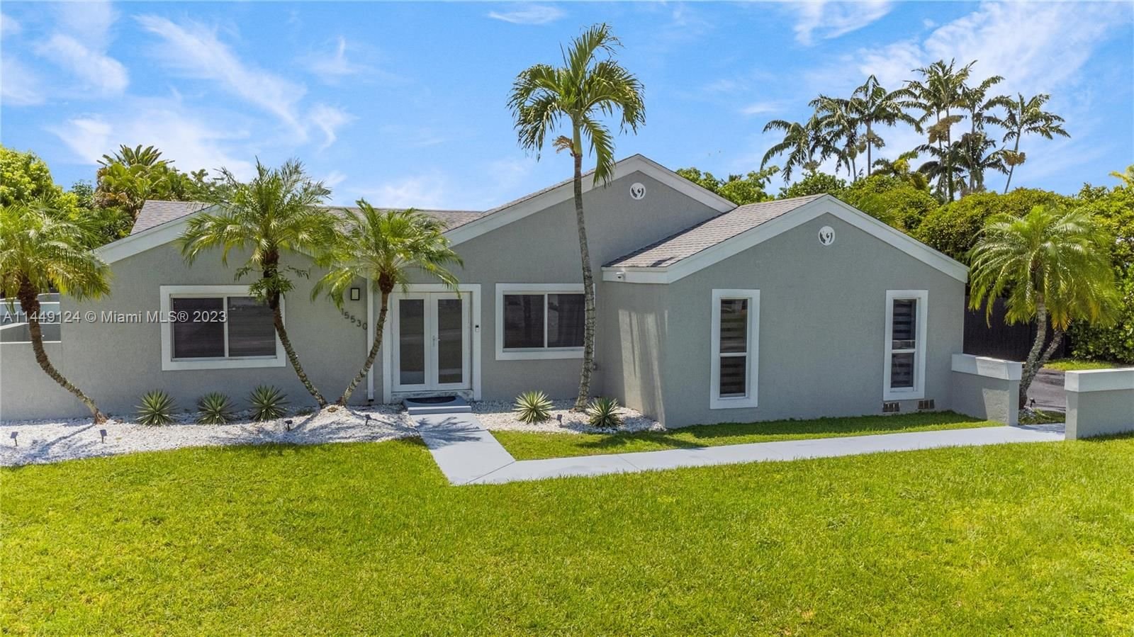Real estate property located at , Miami-Dade County, WEITZER SHAUNA MEADOWS SE, Miami, FL