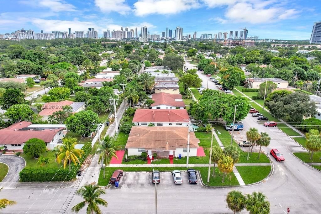 Real estate property located at 17245 20th Ave, Miami-Dade County, North Miami Beach, FL