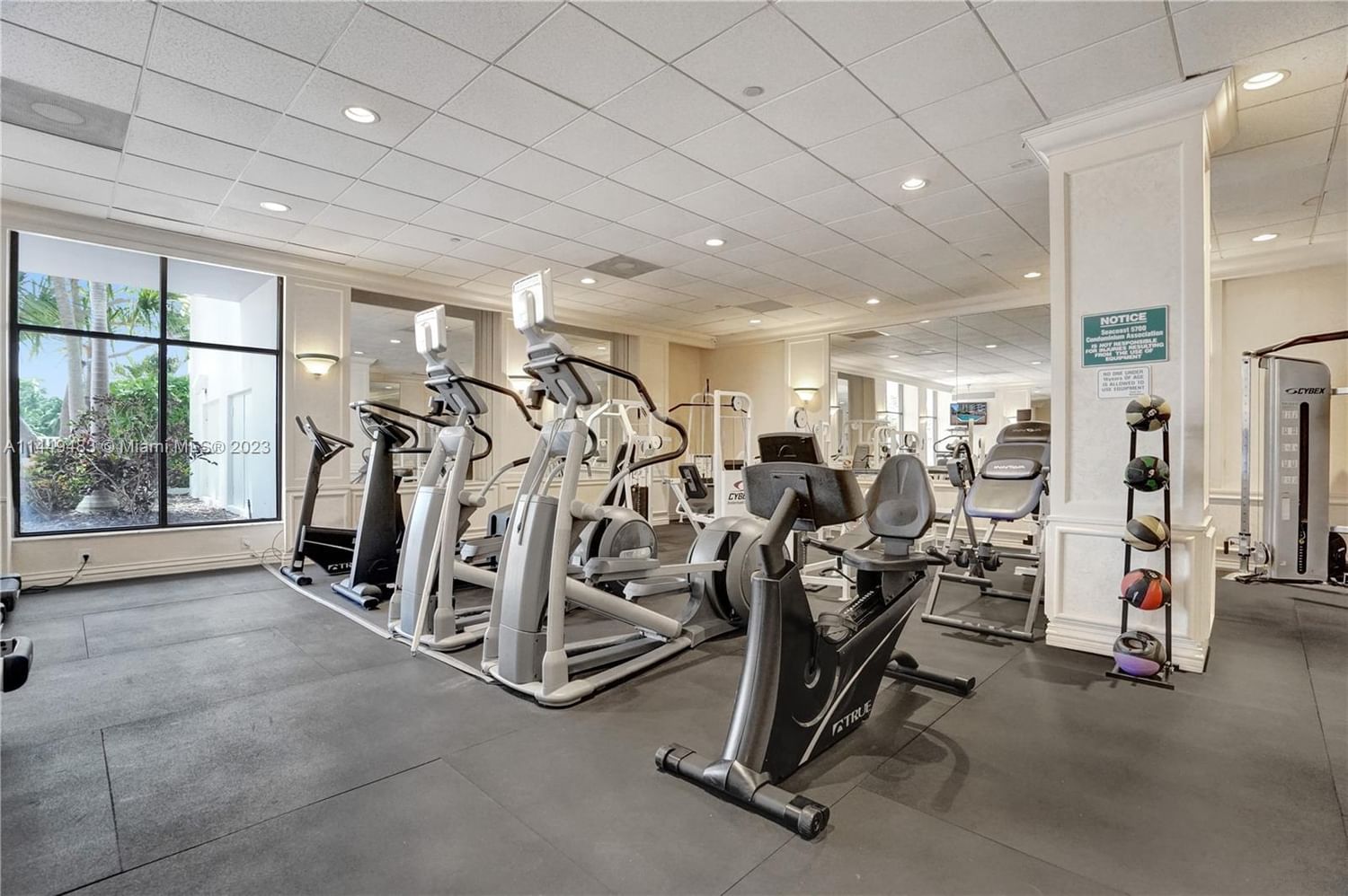 Real estate property located at 5700 Collins Ave #4M, Miami-Dade County, Miami Beach, FL
