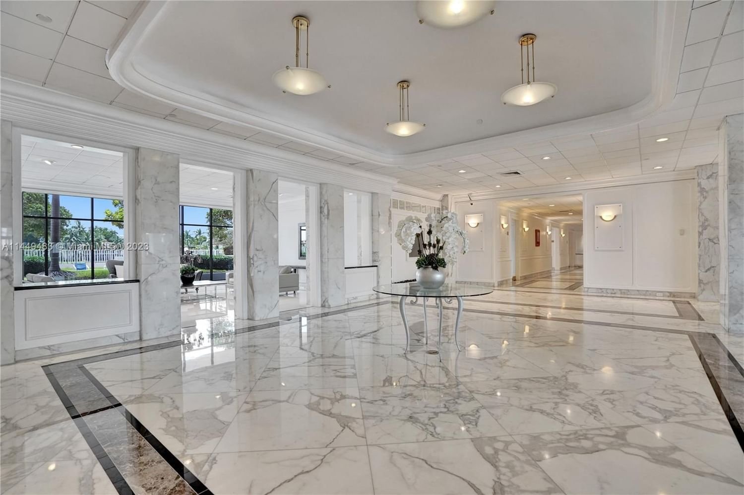 Real estate property located at 5700 Collins Ave #4M, Miami-Dade County, Miami Beach, FL