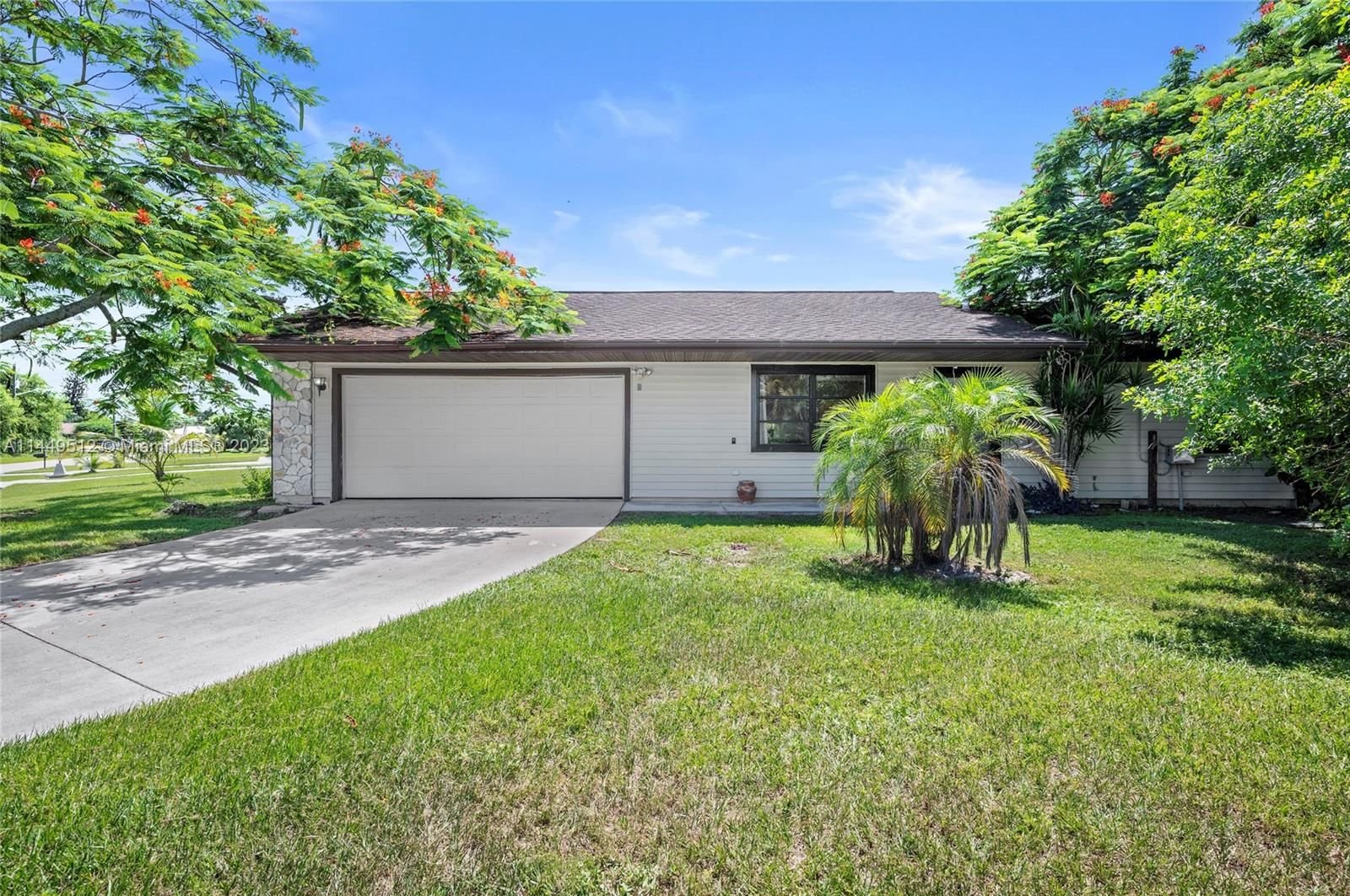 Real estate property located at 102 Whitmore Dr, St Lucie County, Port St. Lucie, FL