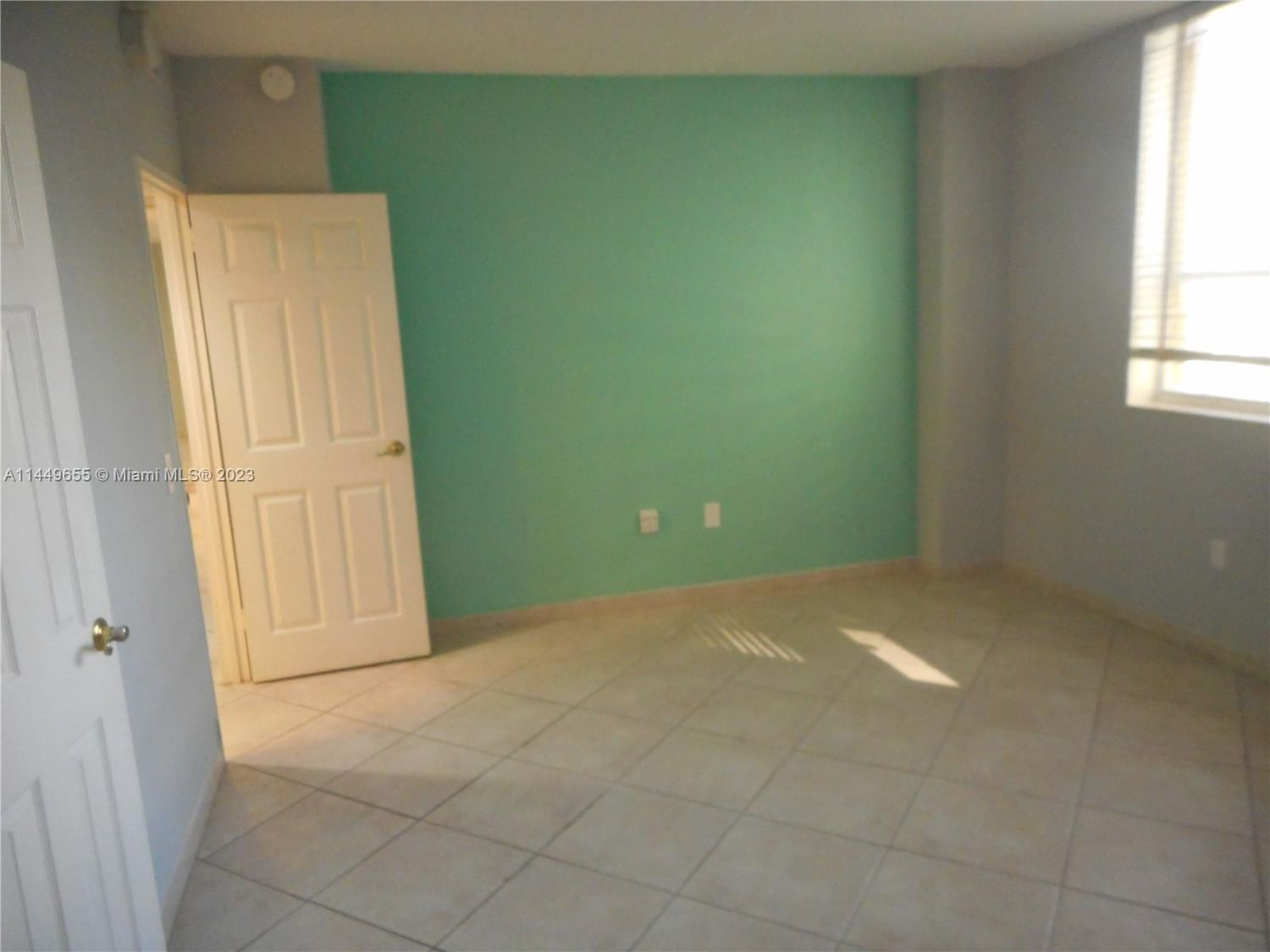 Real estate property located at 10185 Collins Av #1002, Miami-Dade County, Bal Harbour, FL