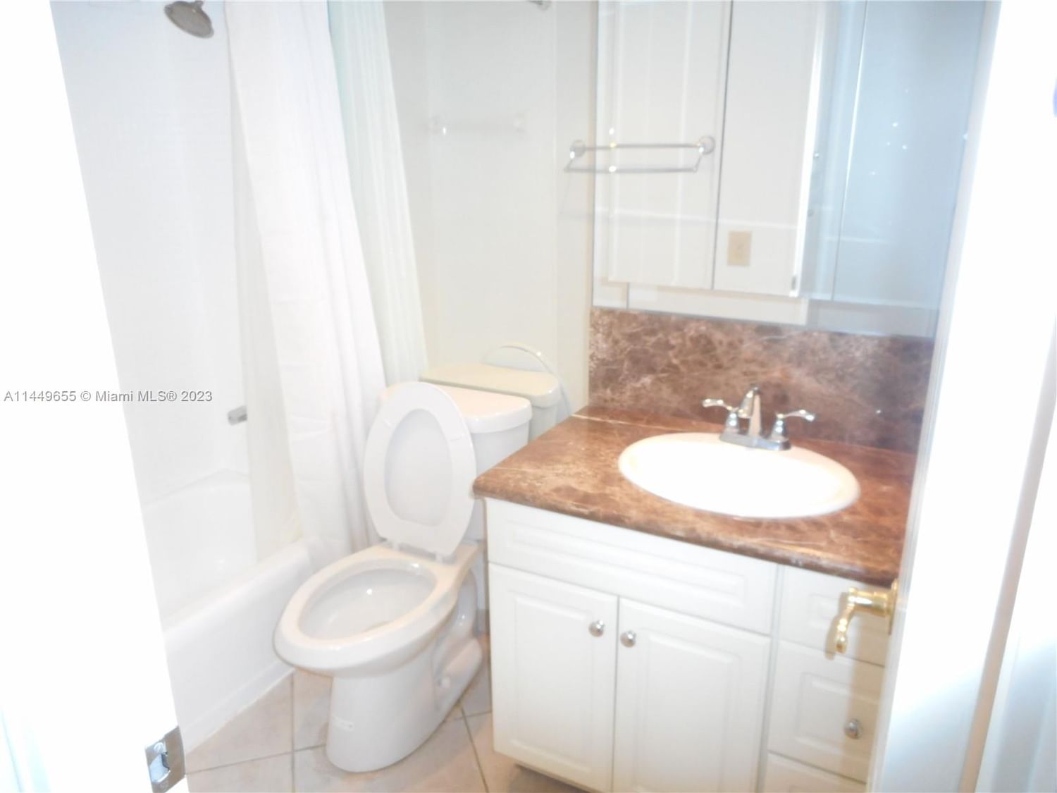Real estate property located at 10185 Collins Av #1002, Miami-Dade County, Bal Harbour, FL