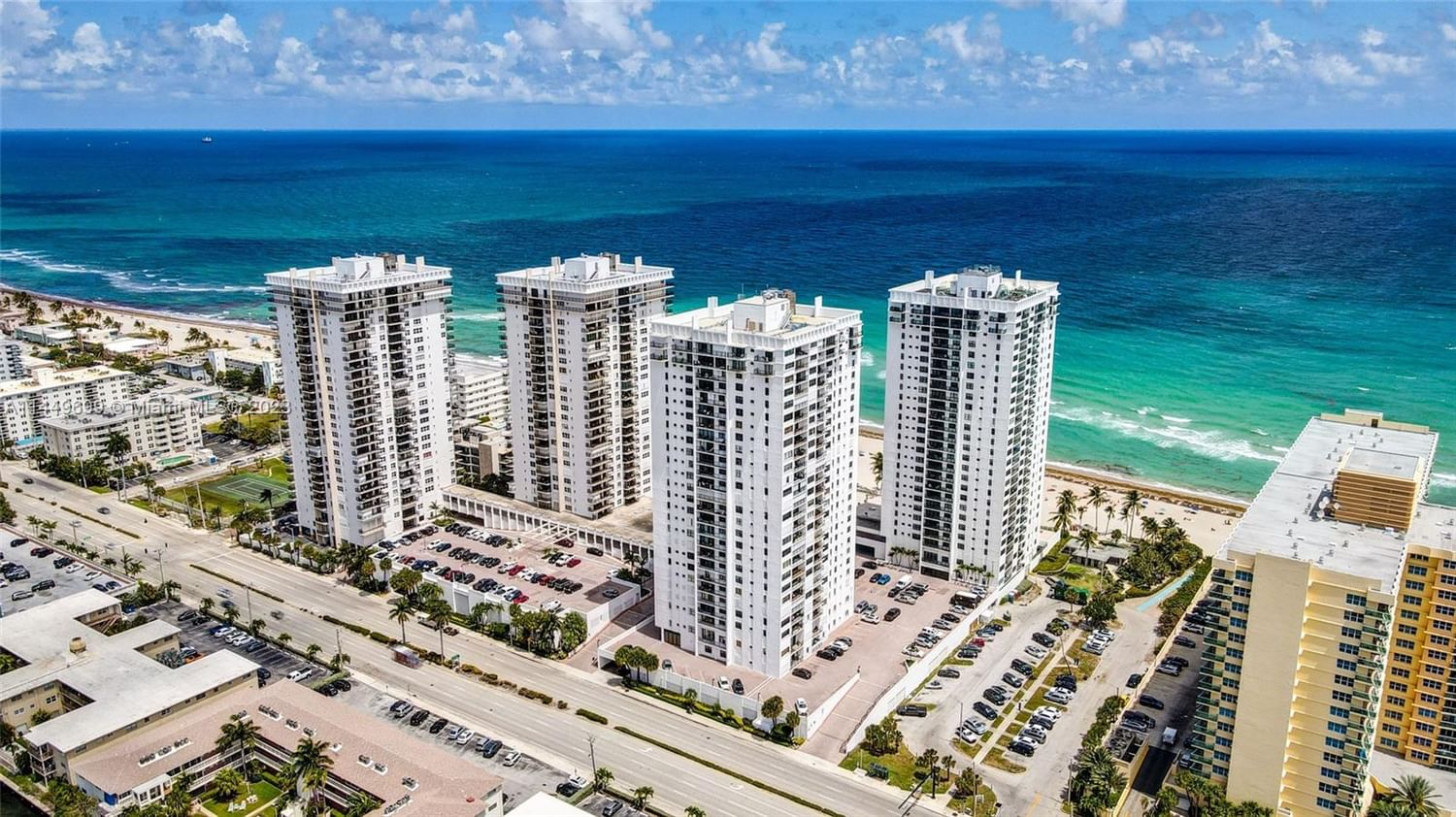 Real estate property located at 2401 Ocean Dr #1905, Broward, BRITANNIA AT QUADOMAIN CO, Hollywood, FL