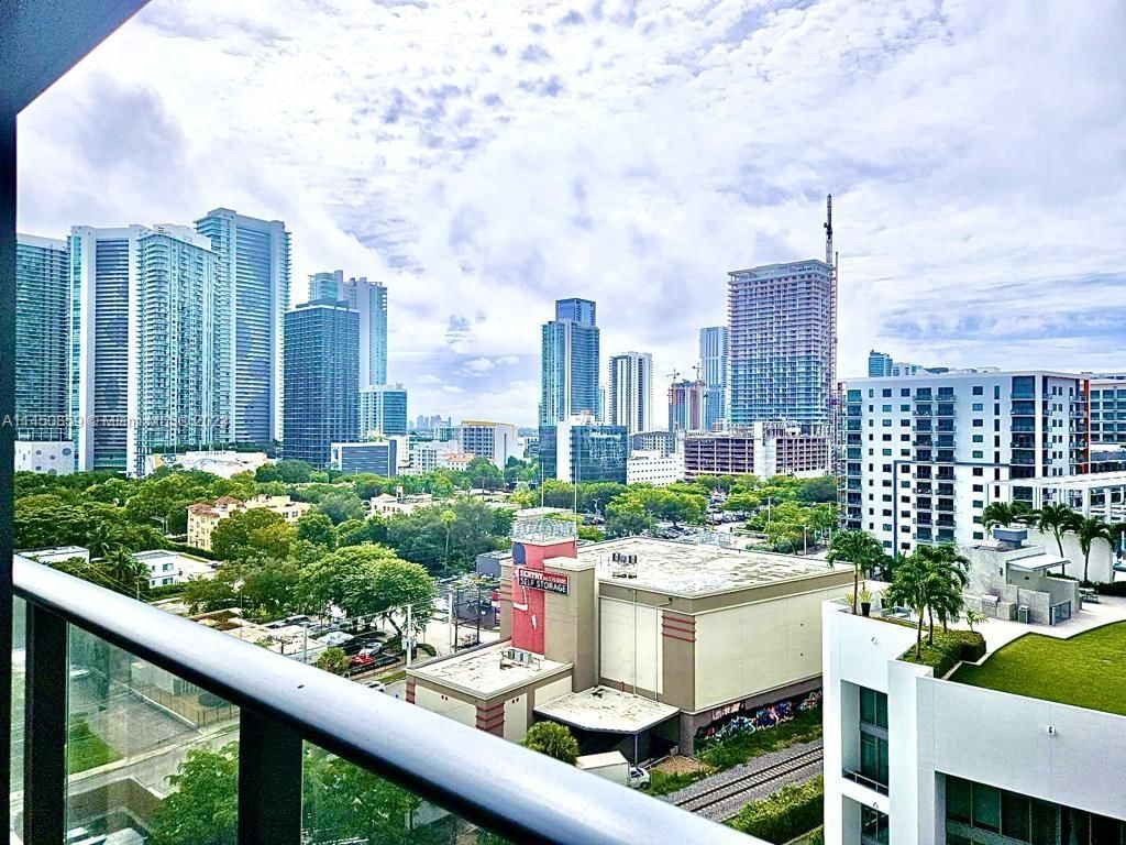 Real estate property located at , Miami-Dade County, 3401 MIDTOWN CONDO, Miami, FL