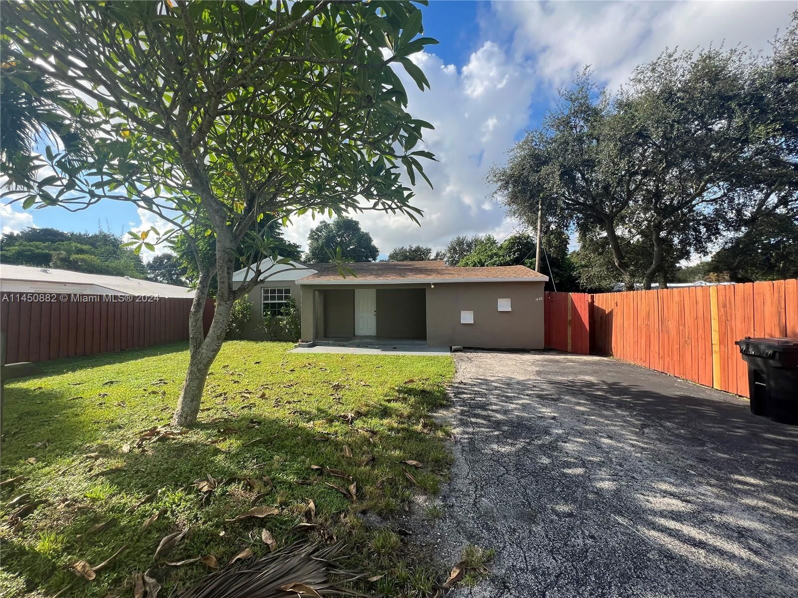 Real estate property located at 1440 30th St, Broward, PINE TREE PARK, Fort Lauderdale, FL