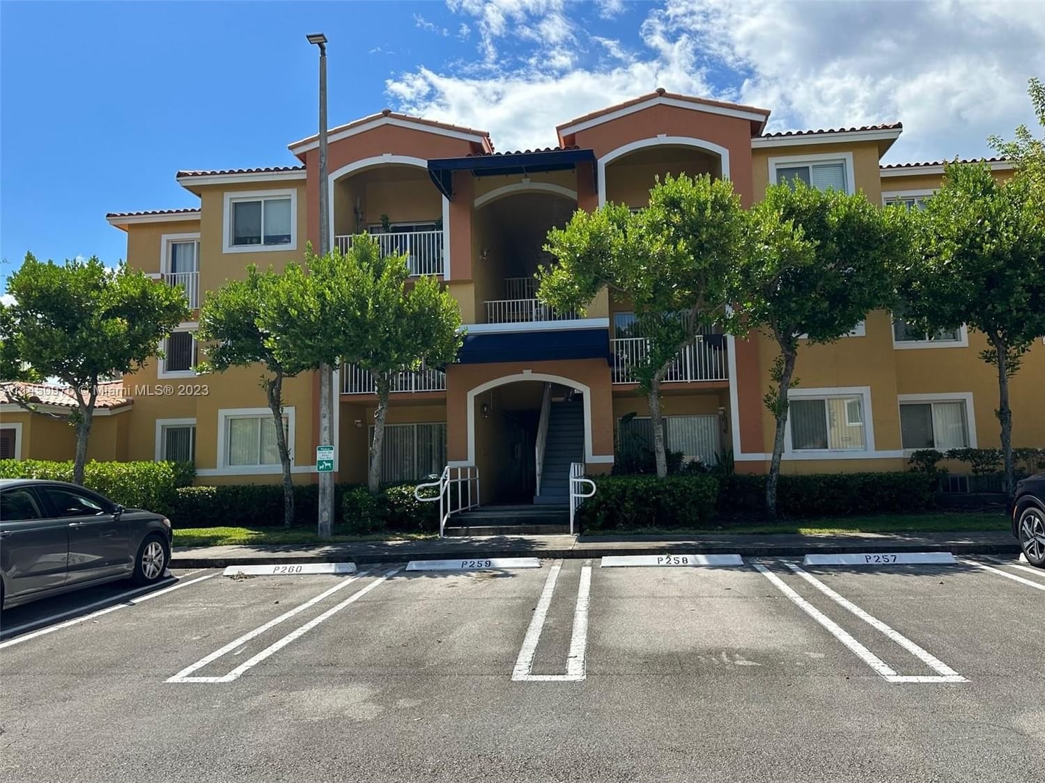 Real estate property located at 20930 87th Ave #204, Miami-Dade County, Cutler Bay, FL