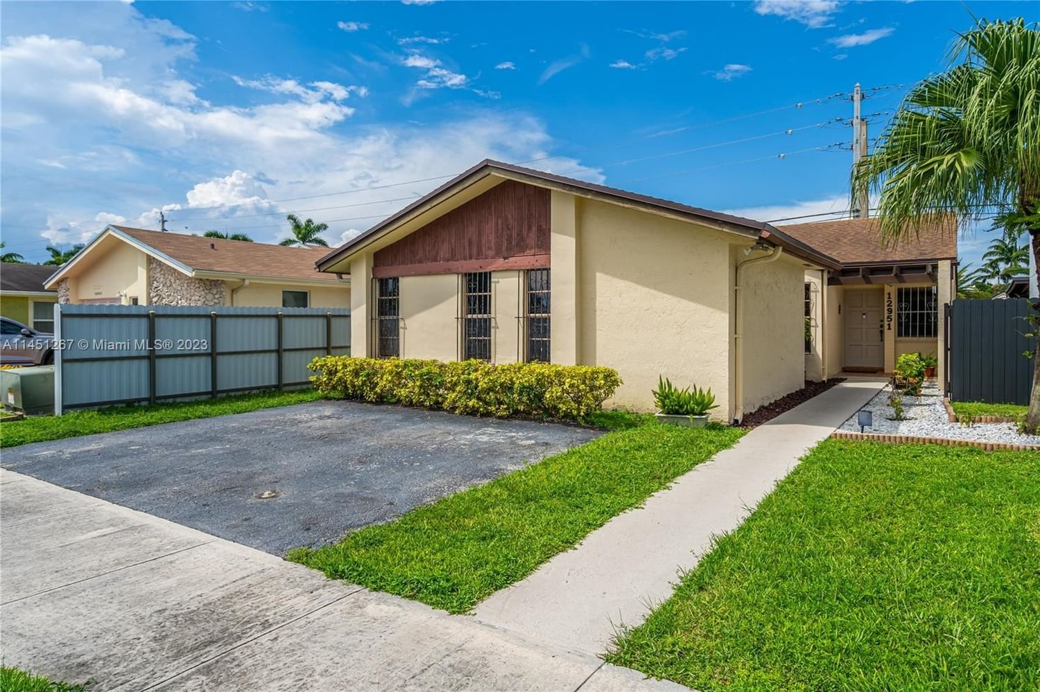 Real estate property located at 12951 56th Ter, Miami-Dade County, Miami, FL