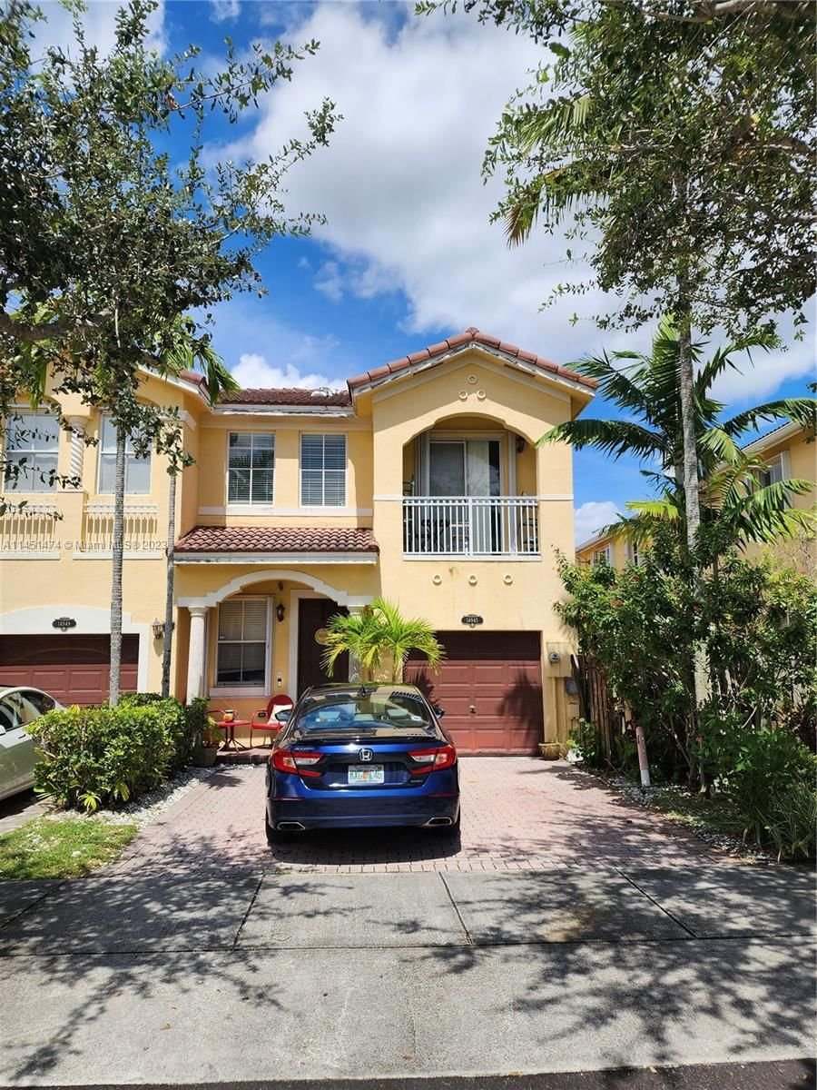 Real estate property located at 14945 9th Ln #14945, Miami-Dade County, GRAND LAKES PHASE I, Miami, FL