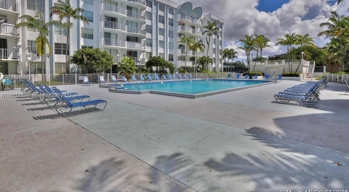 Real estate property located at 484 165th Street Rd #314, Miami-Dade County, MONTECARLO CONDO, Miami, FL