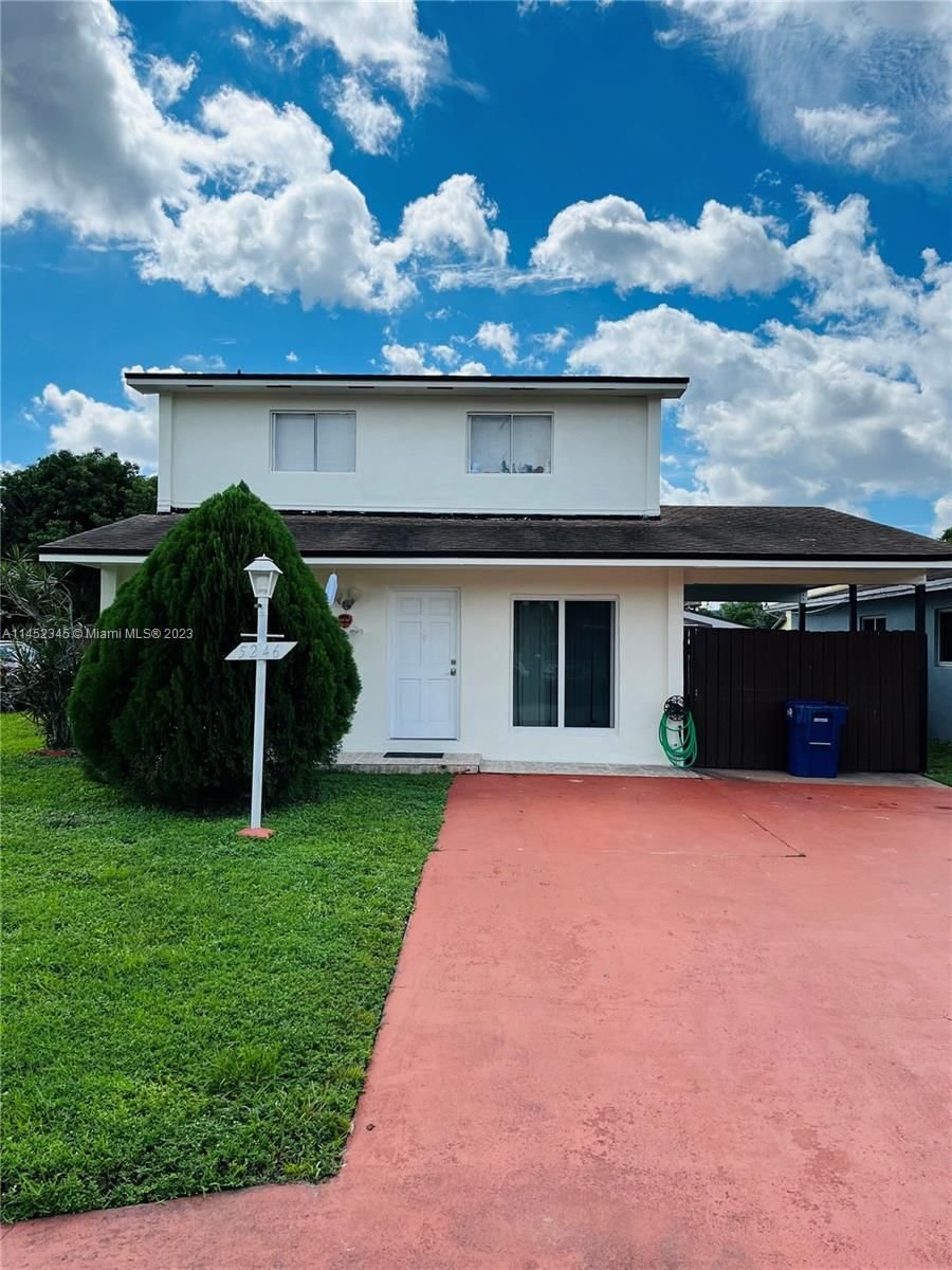 Real estate property located at , Miami-Dade County, LAKES OF ACADIA UNIT 4 TH, Miami Gardens, FL