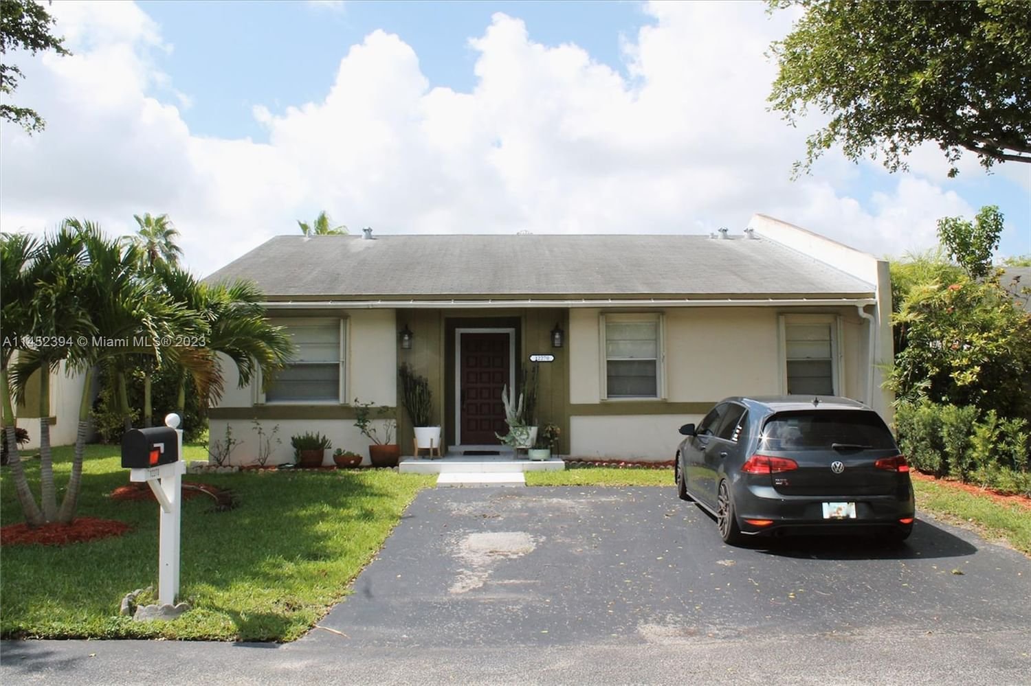 Real estate property located at 12270 116th Ln, Miami-Dade County, Miami, FL