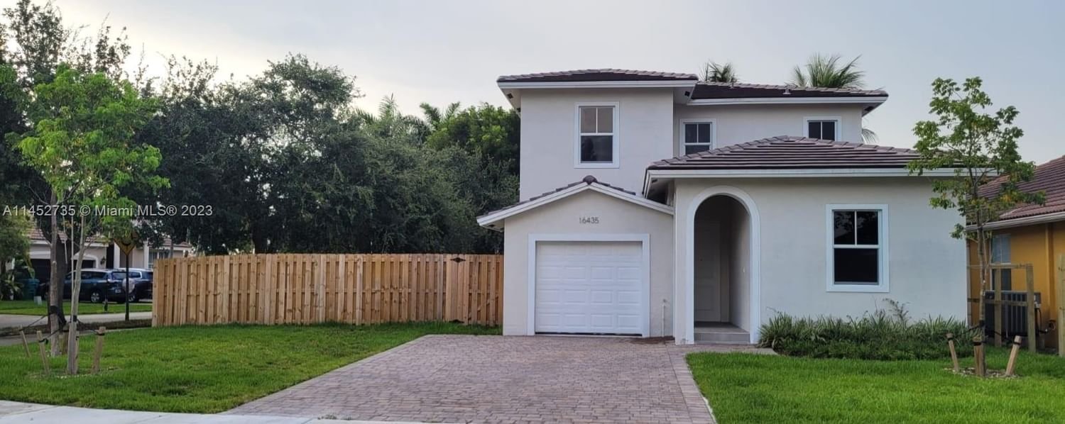 Real estate property located at 16435 82nd Ter, Miami-Dade County, Miami, FL