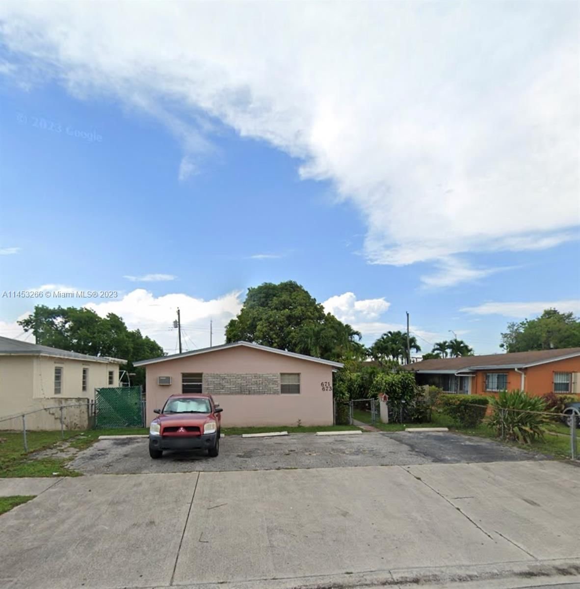 Real estate property located at 673 30th St, Miami-Dade County, 2ND REV PL OF INDUSTRIAL, Hialeah, FL