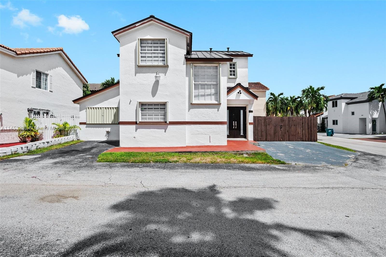Real estate property located at 12665 8th Trl, Miami-Dade County, LAKE POINTE SEC 4, Miami, FL