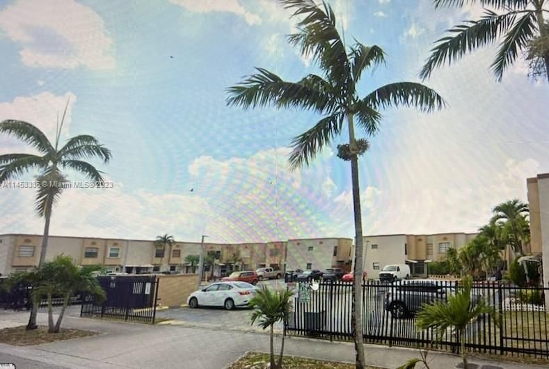 Real estate property located at 5782 26th Ave #110, Miami-Dade County, Hialeah, FL
